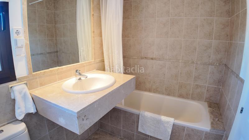 Foto 48e5d992-2aed-4811-8362-0ac535522a57. Appartamento con riscaldamento parcheggio piscina in Estepona