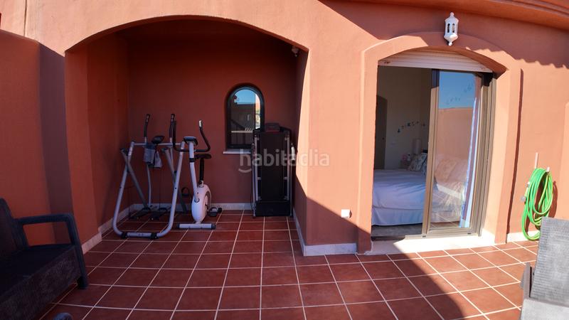 Foto ac95d0fa-350b-41dd-aa41-afd08a2f3441. Appartamento con riscaldamento parcheggio piscina in Estepona