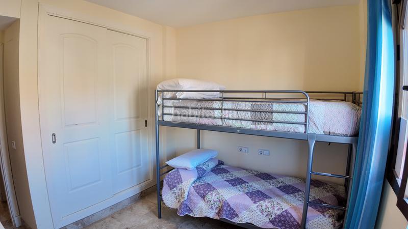 Foto b5b820e5-d36b-4c19-a46a-ac458052fa65. Appartamento con riscaldamento parcheggio piscina in Estepona