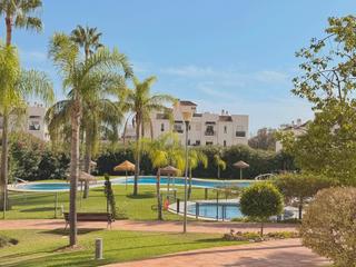 Appartement  Cl rio elba-altos del rodeo 2(a) es:9 pl:00 pt:a c. Amplio bajo con alma de villa a un paseo de puerto banús