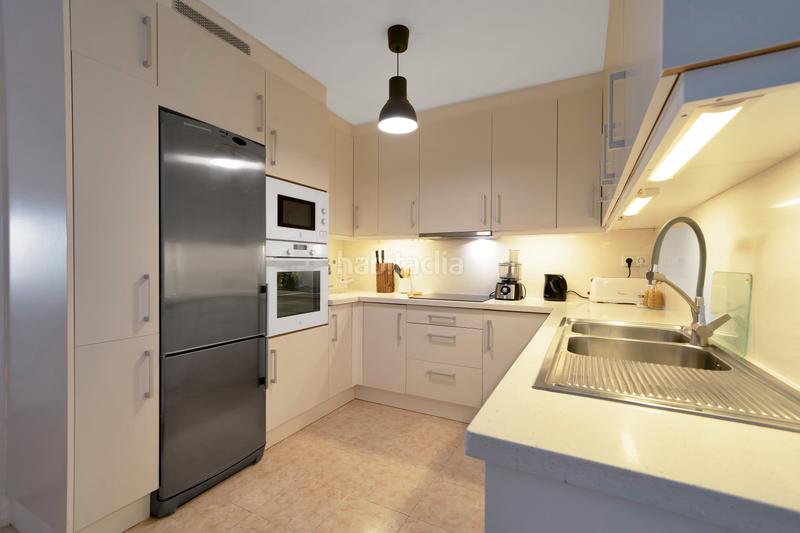 Foto 72591b79-7ac0-4b56-81fe-08c26816320f. Apartament amb calefacció aparcament piscina a Nueva Atalaya Estepona