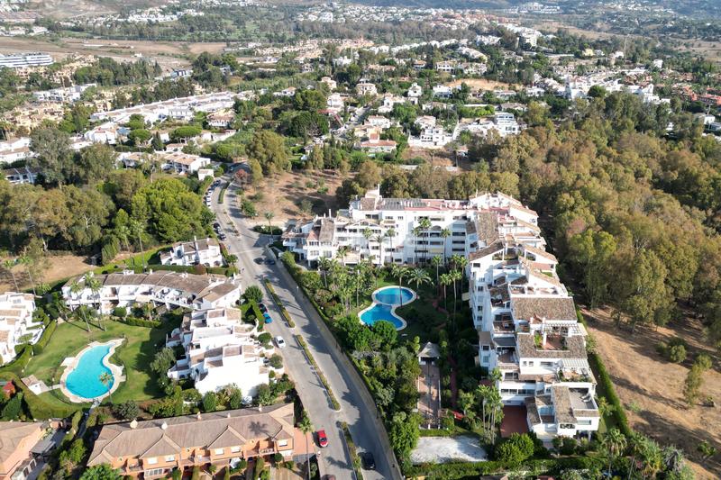 Foto d0c194fc-71f3-40e0-9af9-3c5fafd9bf7a. Appartement avec chauffage parking piscine dans Nueva Atalaya Estepona