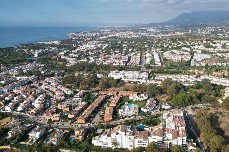 Foto ab28caf9-58e3-4168-a50d-1e3fbfb94543. Appartement mit heizung parking pool in Nueva Atalaya Estepona