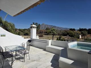 Location Attique  Cl juan belmonte-nva andaluc 569(e) es.:6 pl.:1 pu