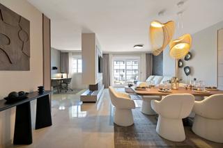 Apartment in Lomas de Marbella Club. Exclusive renovated apartment in marbellas golden mile, next to