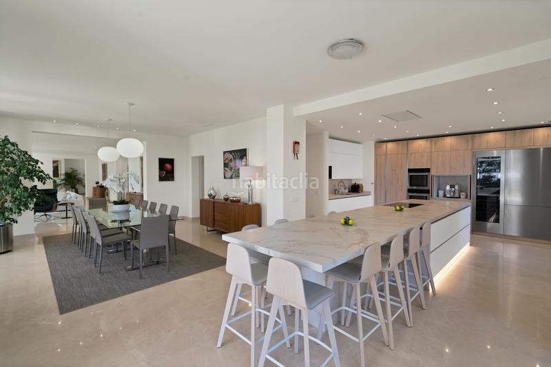 Foto 4c2e6e17-ea1e-4483-bd42-83a8c015a010. Lloguer xalet amb calefacció aparcament piscina a Benahavís