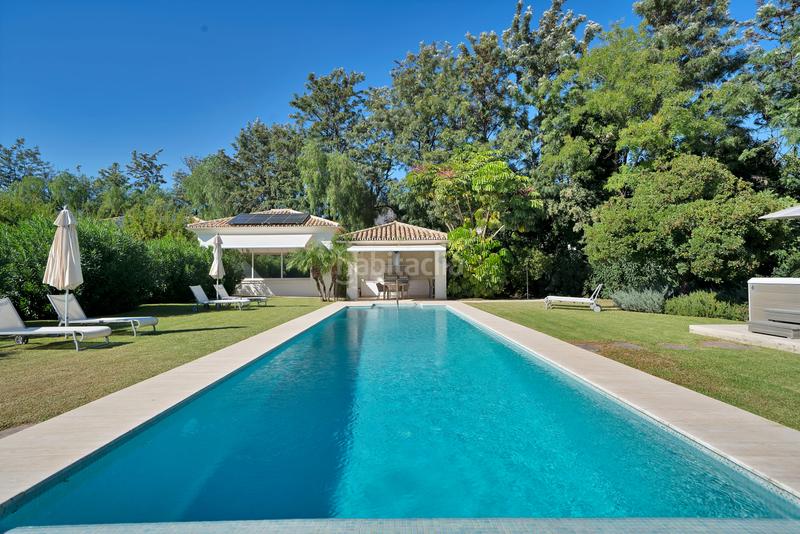 Foto 6183120a-570a-43b9-acc9-446662296268. Lloguer xalet amb calefacció aparcament piscina a Benahavís