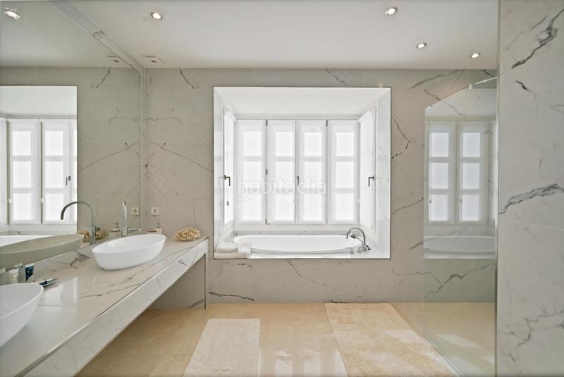 Foto 565c7e00-f0a2-4cf1-8ec2-df5c6fb75dc5. Location chalet avec chauffage parking piscine dans Benahavís