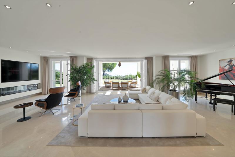 Foto fc498bac-5511-49ae-b0b9-4160b2a8dedd. Rent chalet with heating parking pool in La Zagaleta Benahavís