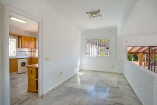 Oficina  33 calle geranio