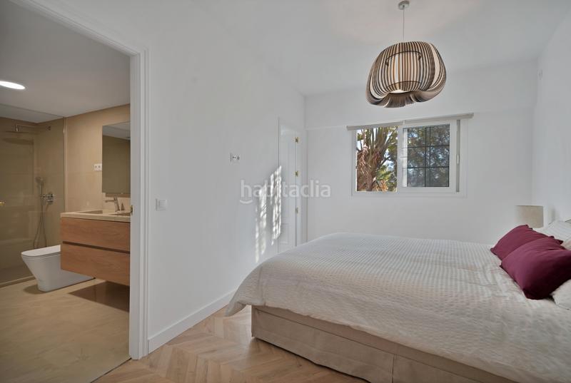 Foto 5ad596b4-8d3e-48ab-9bfc-1e549d93ff95. Maison jumelée avec chauffage parking dans Los Naranjos Marbella