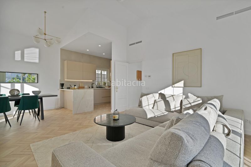 Foto 9b097d00-448c-4851-8ef0-c77191a958f9. Casa adossada amb calefacció aparcament a Los Naranjos Marbella