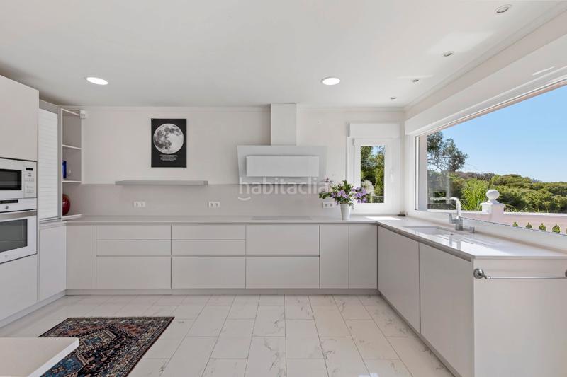 Foto 4007799d-ebeb-4b1a-8e3f-2a20e65e44a5. Chalet con riscaldamento parcheggio piscina in Torremuelle Benalmádena