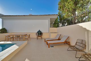 Location Maison jumelée  29. Exquisitely renovated townhouse with sundrenched terrace and plu