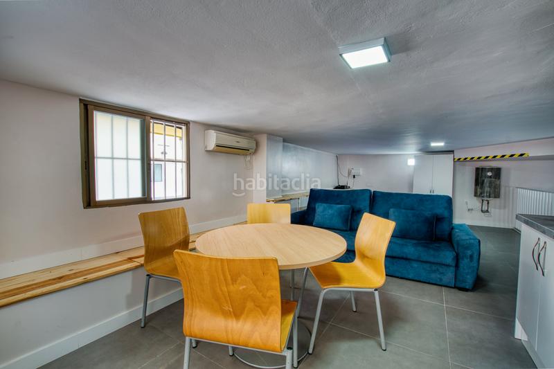 Foto b7c86b20-3742-4bc8-b0a2-c51e7fc90053. Local commercial dans Hispanidad - Vivar Téllez Vélez - Málaga