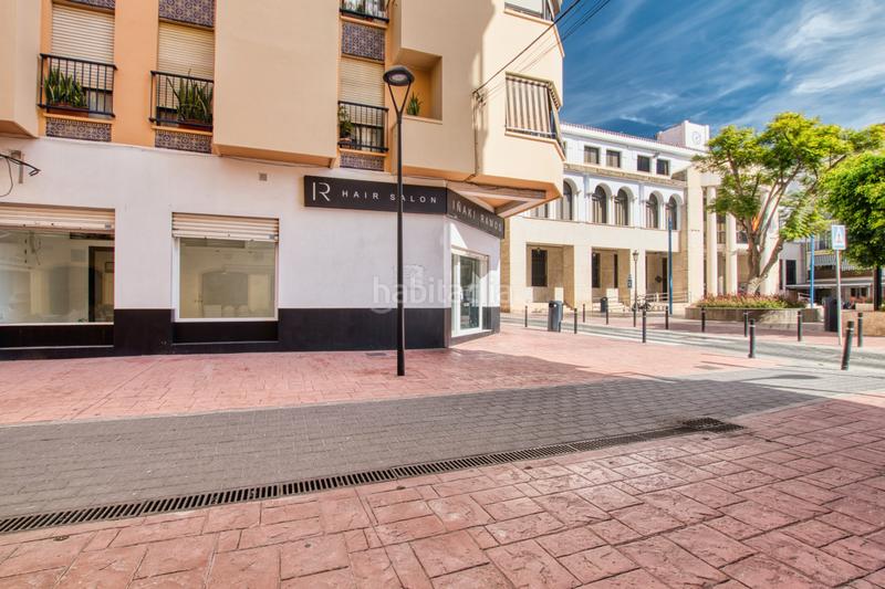 Foto a7c2206e-fd15-444a-9243-9fb2a14d996a. Alquiler local comercial local en esquina en alquiler en Rincón de la Victoria