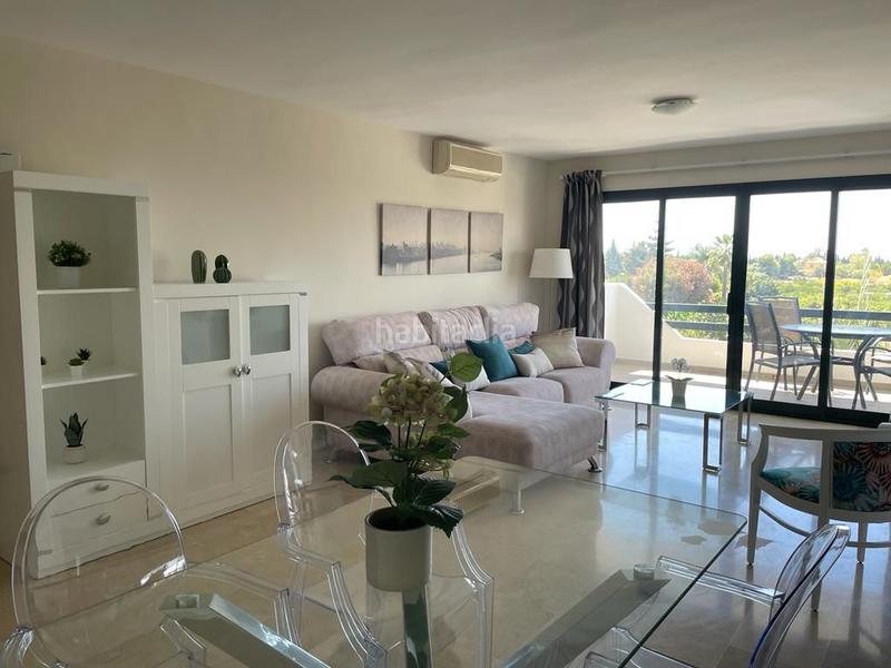 Foto c6085b82-61c1-41d7-87b5-4d4351536c47. Lloguer apartament amb aparcament piscina a La Concha - Resina Golf Estepona