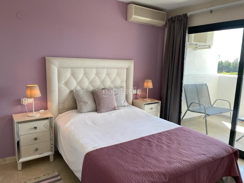 Foto 6dce71cf-699a-432e-a8eb-7446de977ef9. Miete appartement mit parking pool in La Concha - Resina Golf Estepona