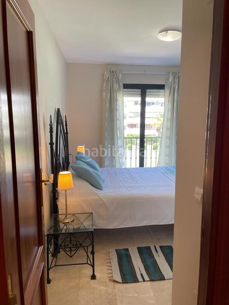 Foto f06d6875-8d26-4ea3-8b87-7ada567c60a3. Miete appartement mit parking pool in La Concha - Resina Golf Estepona