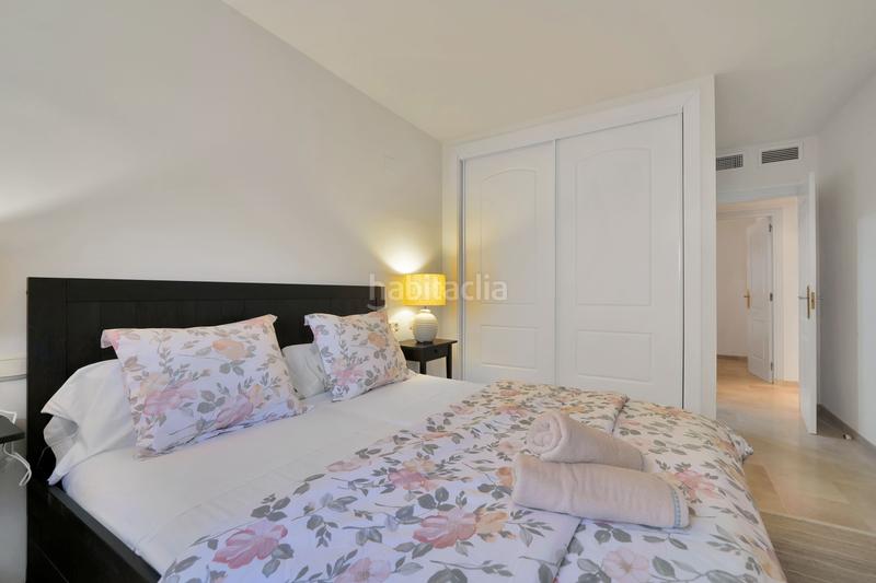 Foto 3cc70d76-b80d-413e-b4e6-925227c03f9e. Lloguer apartament amb aparcament piscina a Santa María Marbella