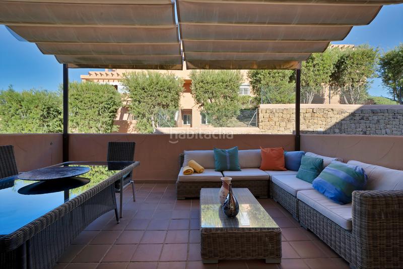 Foto e7facde7-a097-4639-bb24-e27c63abd6b9. Lloguer apartament amb aparcament piscina a Santa María Marbella