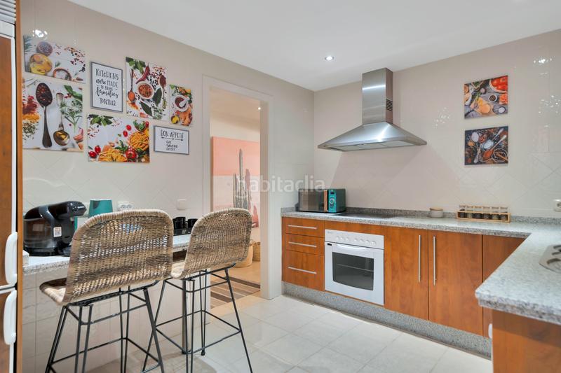 Foto 6af6e75a-4a2b-4d7d-bf88-fa7ffb6e8cfd. Location appartement avec parking piscine dans Santa María Marbella