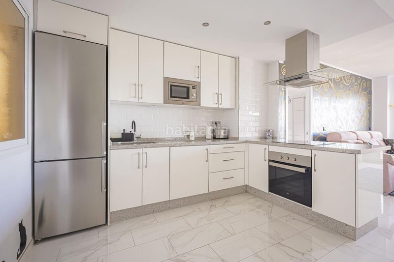 Foto 14376c96-ea20-4e12-8e65-f8085deea151. Apartament amb calefacció aparcament piscina a Calahonda Mijas