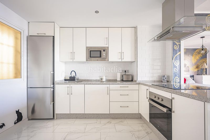 Foto 45f461b6-3b0b-4107-ae4f-d09a8ed1f2a7. Apartament amb calefacció aparcament piscina a Calahonda Mijas