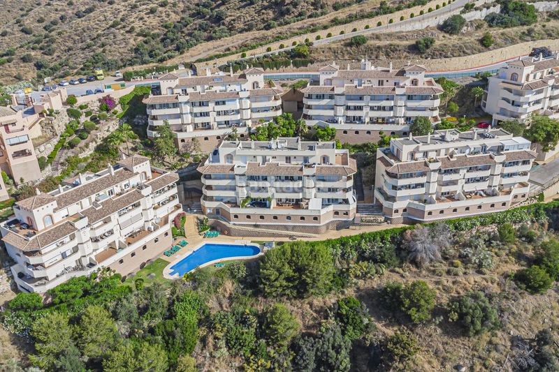 Foto 73b412e8-4637-4700-b5c2-2e00ed4768c0. Apartament amb calefacció aparcament piscina a Calahonda Mijas