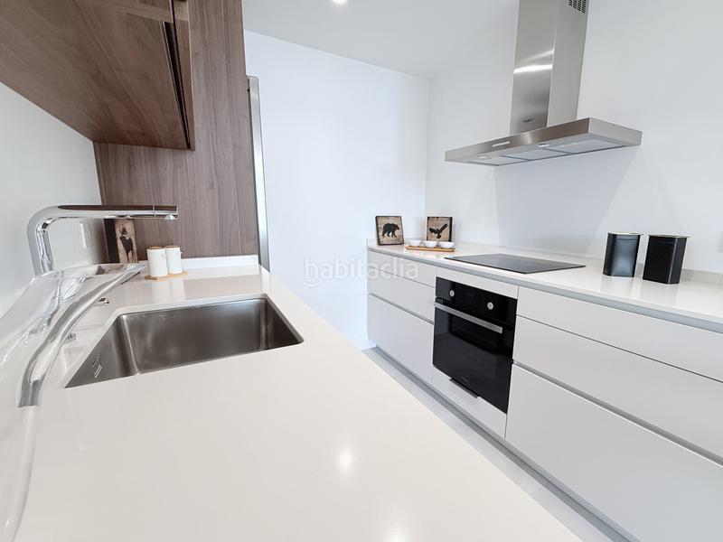 Foto 2544c8c7-0180-4c88-801d-82b1387829f8. Apartament amb aparcament a Limonar Málaga