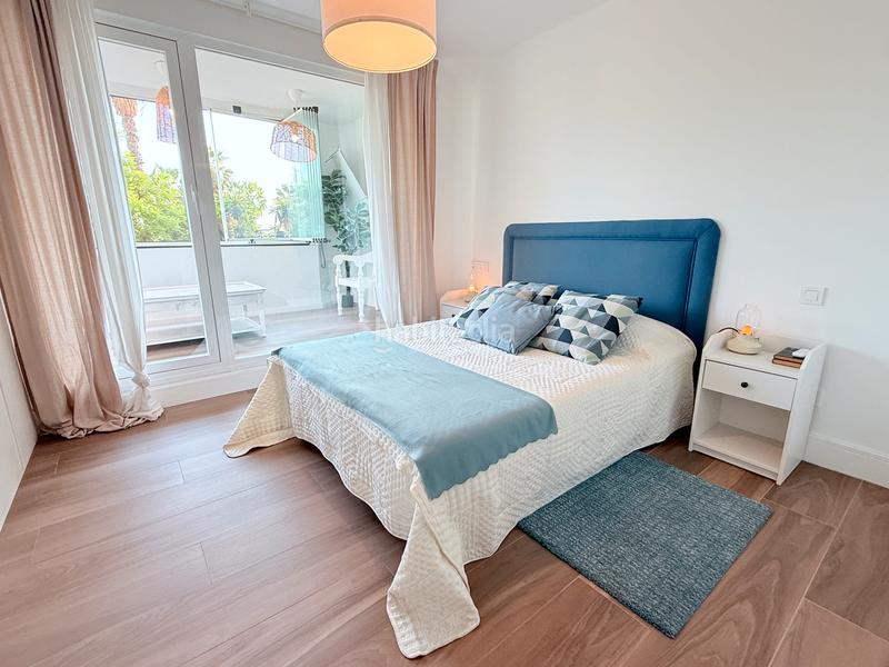 Foto 5cbba77c-3f0d-4cbe-9654-f7fa35d05a24. Apartament amb aparcament a Limonar Málaga