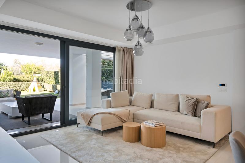 Foto 19a761f7-4504-4de8-b59a-fe9ddf802764. Apartamento en Benatalaya Estepona
