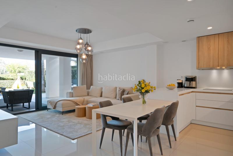 Foto 44c3033d-7380-4d9a-b6d1-94136e63d352. Appartement mit heizung parking pool in Benatalaya Estepona