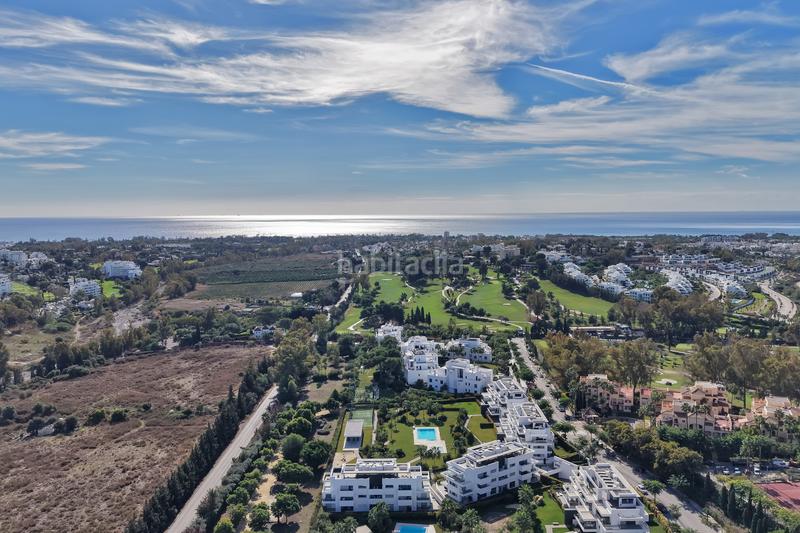 Foto 8579dd51-cef7-46e8-876d-1d2af3da11b3. Appartement mit heizung parking pool in Benatalaya Estepona