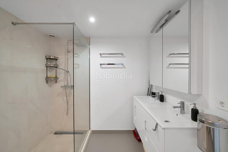 Foto 2c8b36a3-7917-473d-8ab2-4d88fbecba55. Apartament amb calefacció aparcament piscina a Playa Bajadilla - Puertos Marbella