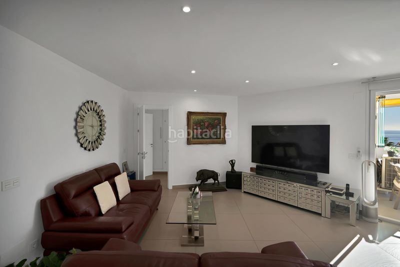 Foto 321792a1-2cac-4047-a8d0-49896a5fa939. Apartament amb calefacció aparcament piscina a Playa Bajadilla - Puertos Marbella