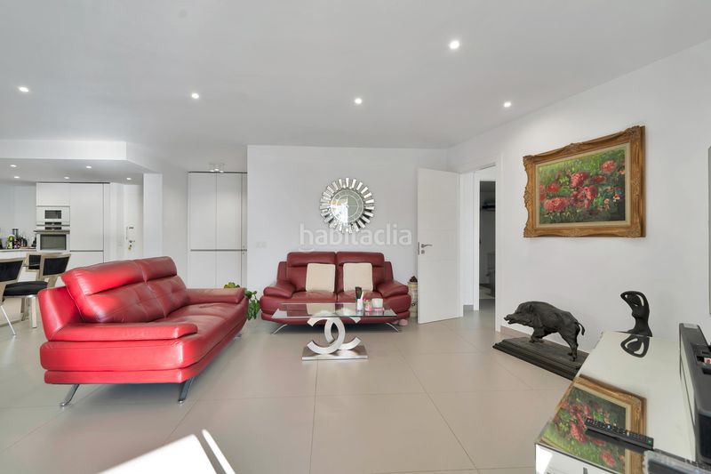 Foto 3c04745b-8c7f-411a-907e-9835aed4bf93. Apartament amb calefacció aparcament piscina a Playa Bajadilla - Puertos Marbella