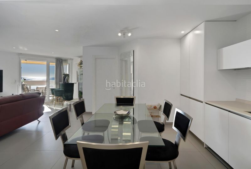 Foto 4978fdf7-7174-4c8b-aa7d-3f95a999d305. Apartament amb calefacció aparcament piscina a Playa Bajadilla - Puertos Marbella