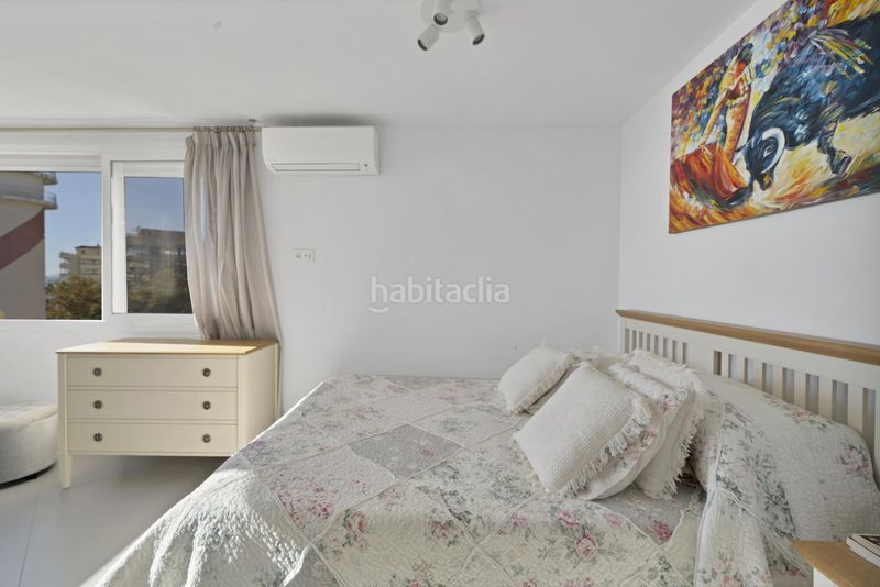 Foto 7885f969-e4a3-47cd-99f2-878c924124d6. Apartament amb calefacció aparcament piscina a Playa Bajadilla - Puertos Marbella
