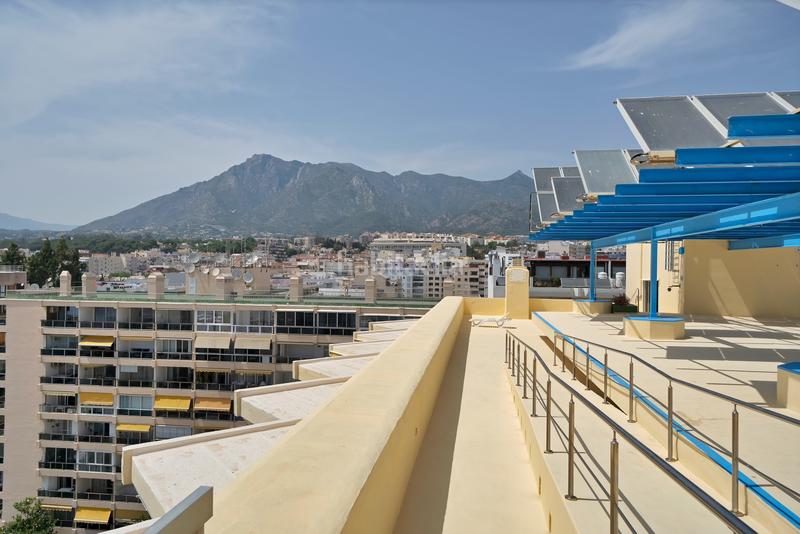 Foto f46ae2cf-bfd4-46c0-a959-abb0323dee44. Appartement avec chauffage parking piscine dans Playa Bajadilla - Puertos Marbella