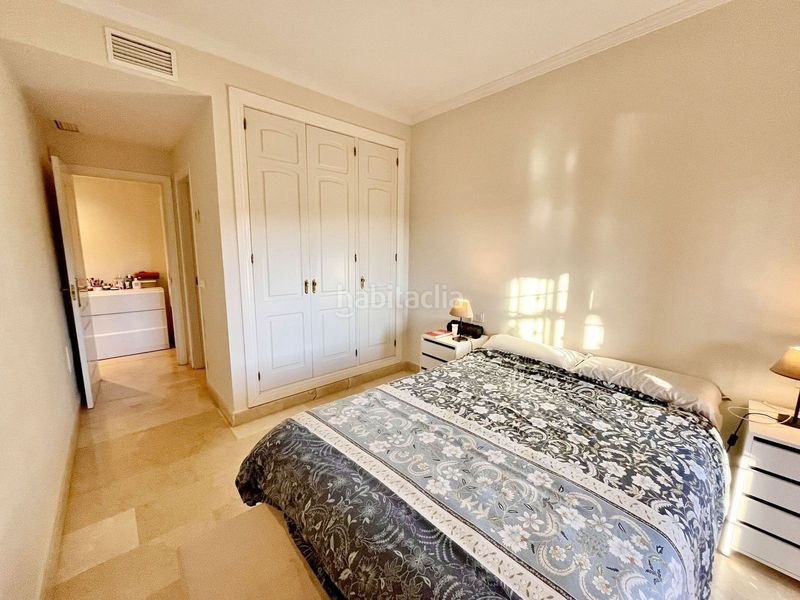 Foto 432a7207-04f2-4b8c-9d74-55f1aa31b076. Apartament amb calefacció aparcament piscina a Santa María Marbella