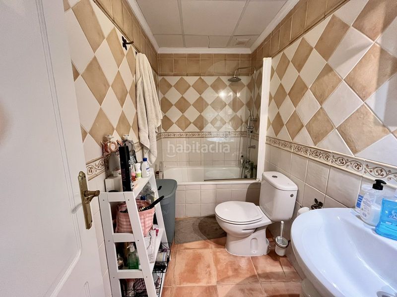 Foto 4f21cb1d-3f95-41f9-889e-3c0583085822. Apartament amb calefacció aparcament piscina a Santa María Marbella