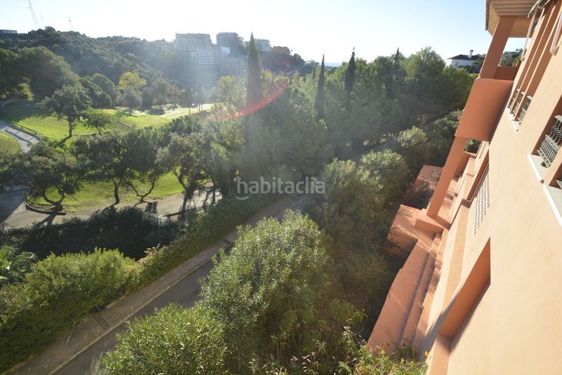 Foto c0e73d29-3028-4bc3-844e-f073a8b293d3. Apartament amb calefacció aparcament piscina a Santa María Marbella
