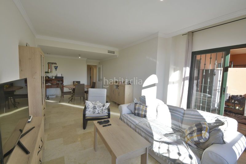 Foto c550670f-1d99-493c-827b-08362774e0bb. Apartament amb calefacció aparcament piscina a Santa María Marbella