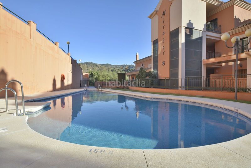 Foto eb50f80b-e8f9-4e98-818d-47bcf8152969. Apartament amb calefacció aparcament piscina a Santa María Marbella