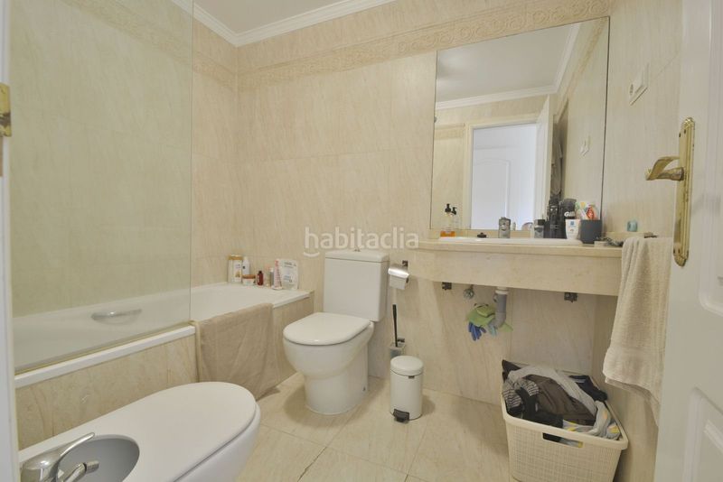 Foto efd6ad5d-e86d-4135-b067-c024a907e15b. Apartament amb calefacció aparcament piscina a Santa María Marbella