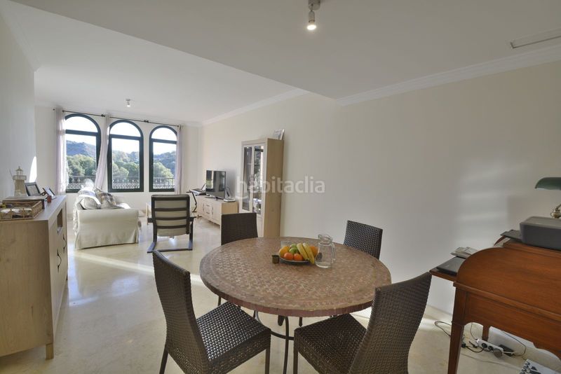 Foto f37166f2-3102-4f9e-9453-db16467b5624. Apartament amb aparcament piscina a Santa María Marbella