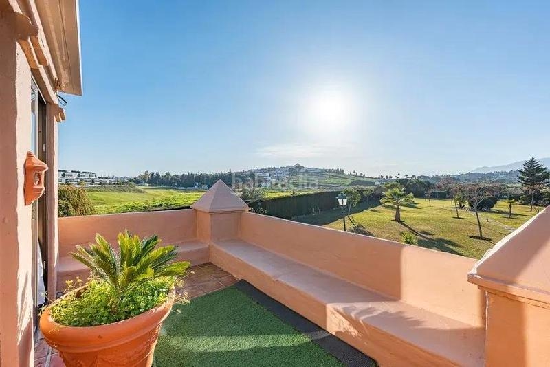 Foto 206dceb7-6b2a-4a73-a995-bdc4d3119048. Apartament amb aparcament piscina a Nueva Atalaya Estepona