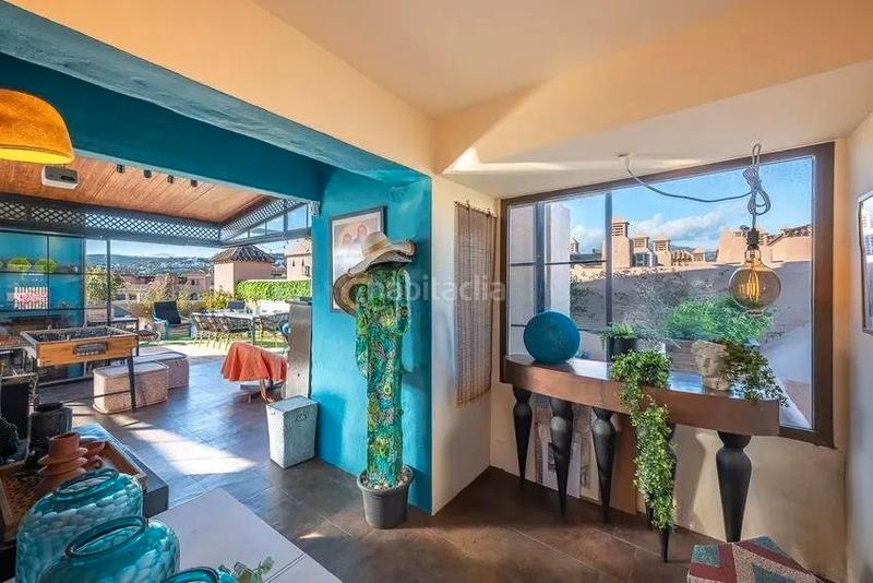 Foto cbe9197d-fa86-4272-893c-a3d4a87cbc65. Appartement avec parking piscine dans Nueva Atalaya Estepona