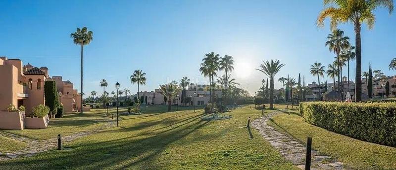 Foto fbb97a0e-1858-4cd2-80e5-d8d5be4fe213. Appartement avec parking piscine dans Nueva Atalaya Estepona